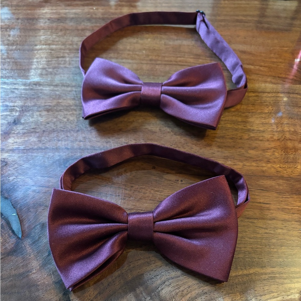 Azazie Adjustable Stretch Satin Bow Ties